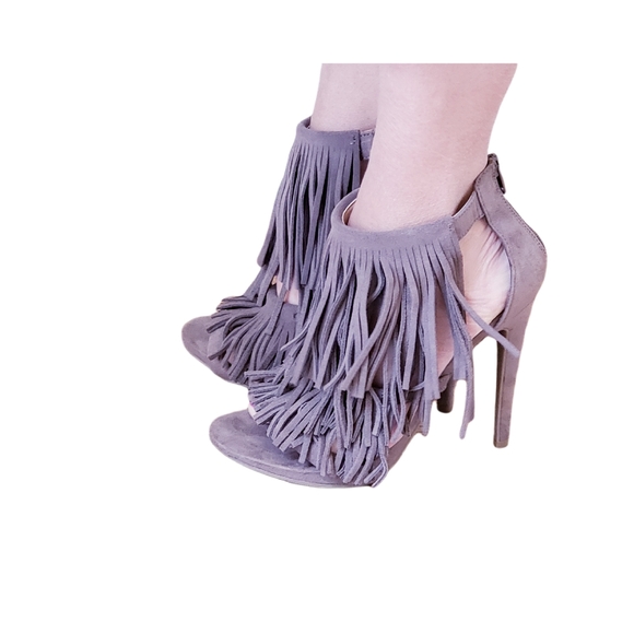 Mossimo BoHo Style Suede Sandal with Fringe Sz 7 - Picture 2 of 6